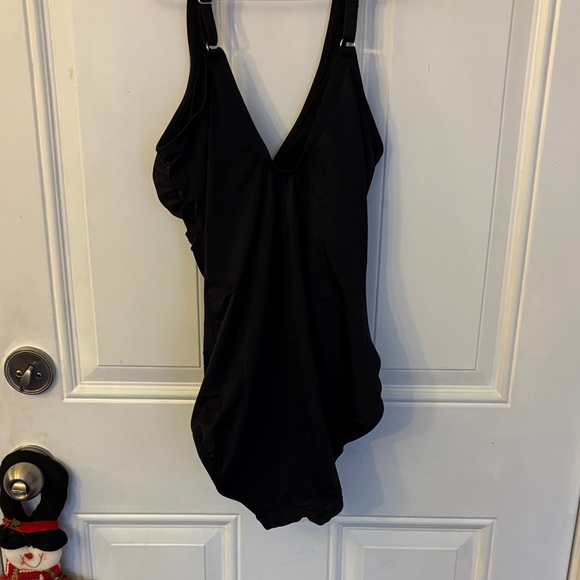 Miradonna Miraclesuit size 8 - Picture 4 of 5